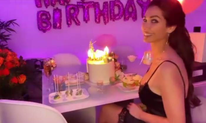 dzunior dzek nova devojka iva rodjendan cacka joj zube foto