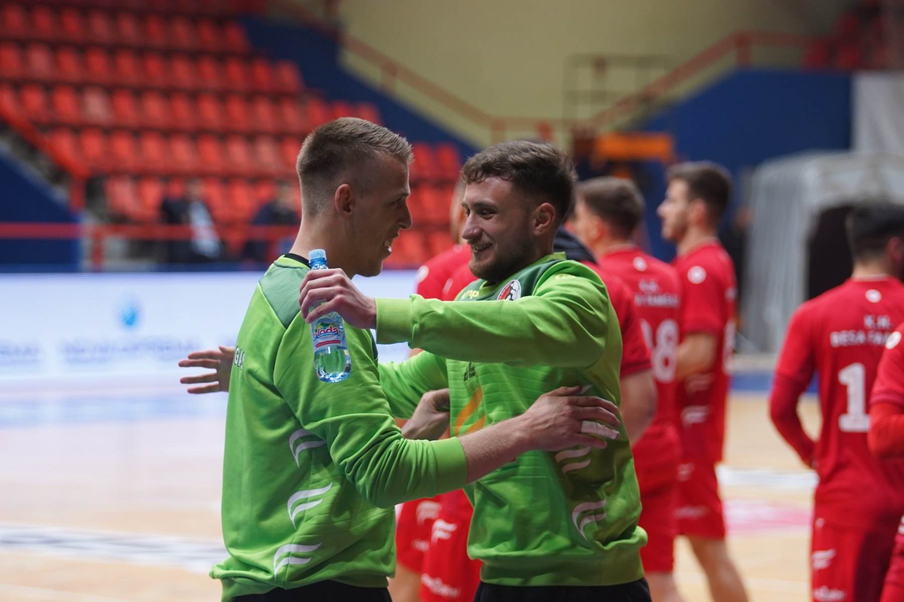 borac banjaluka rukomet kosovo transparent kosovo je srbija ispred hale