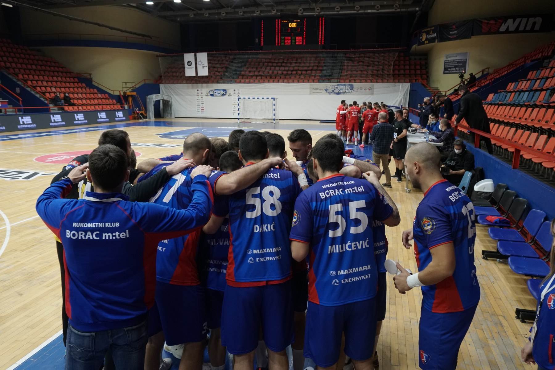 borac banjaluka rukomet kosovo transparent kosovo je srbija ispred hale