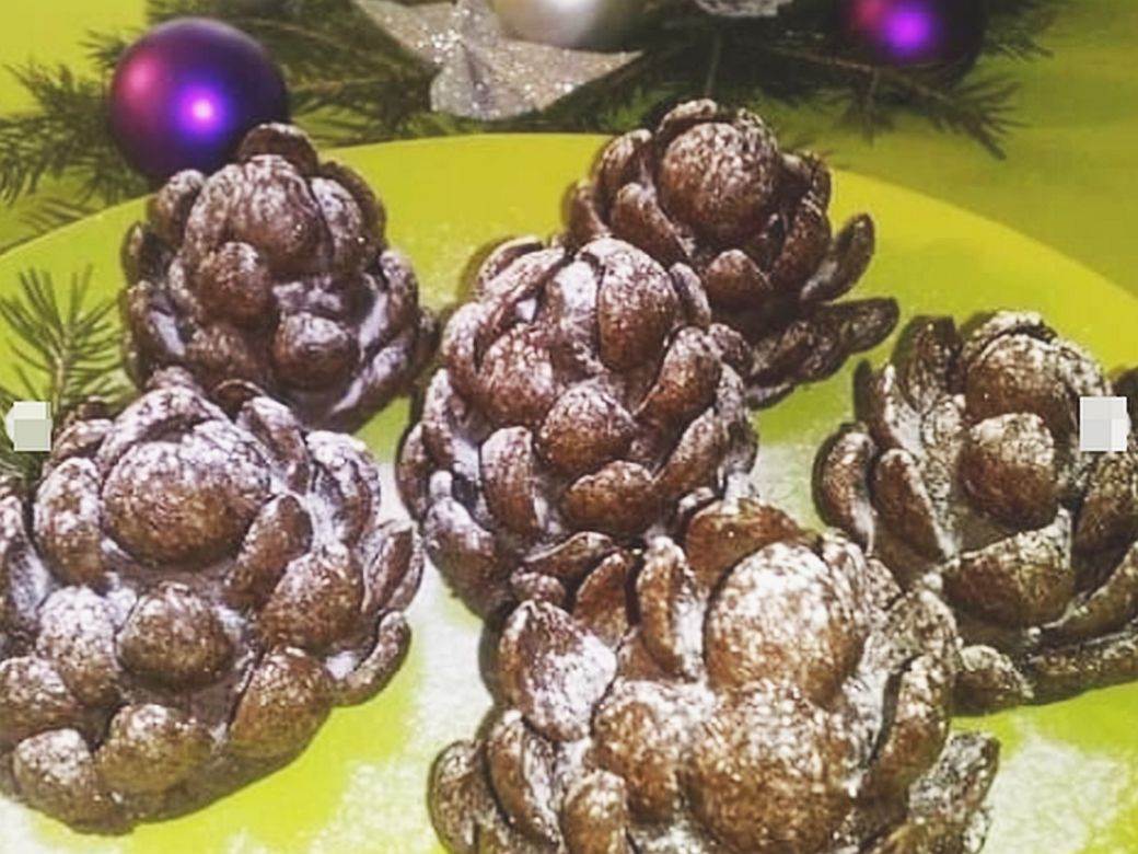 novogodisnji sitni kolaci za praznike bet pecenja recepti postupak pripreme foto