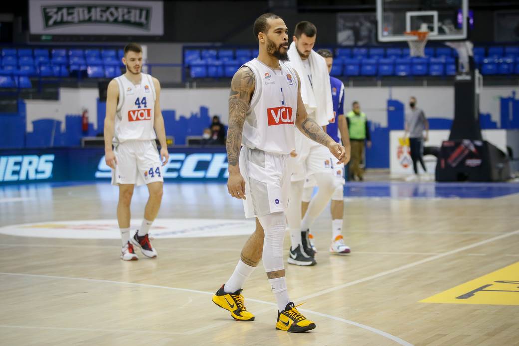 mega buducnost podgorica vili rid udarac u grudi filip petrusev frka video