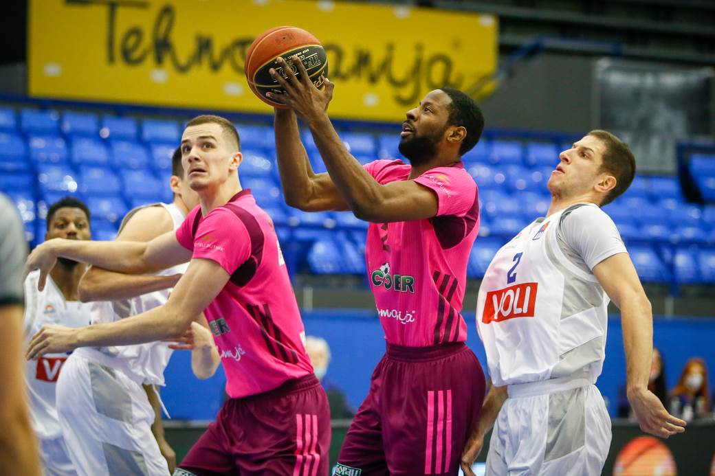 mega buducnost podgorica vili rid udarac u grudi filip petrusev frka video