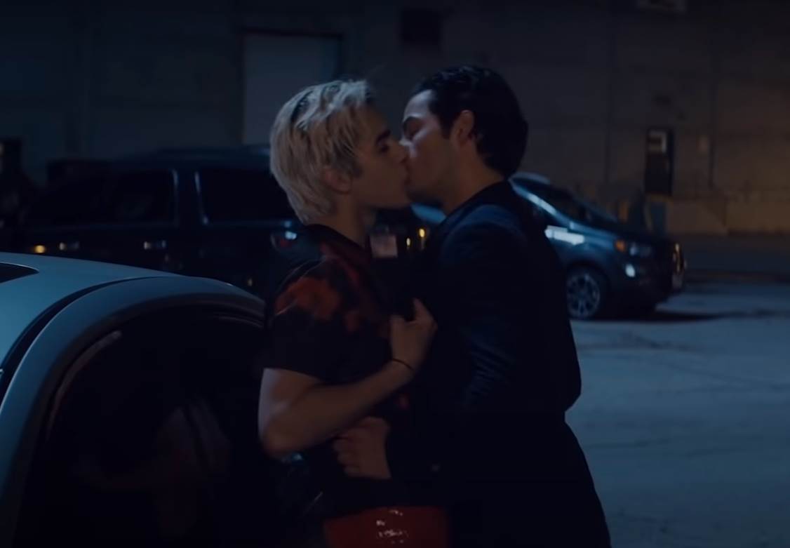 serija tiny pretty things netflix