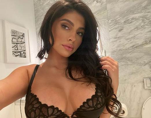 amanda trivizas slike u tangama instagram foto