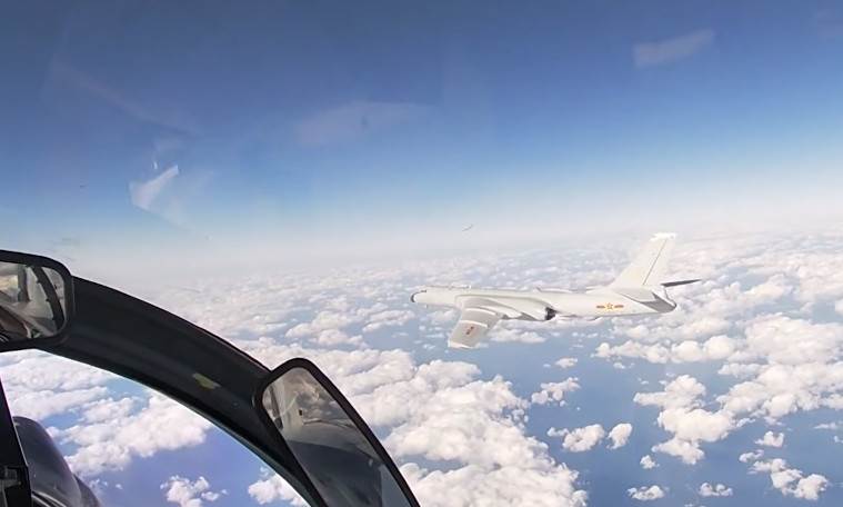 ruski kineski bombarderi patroliraju video fotografije