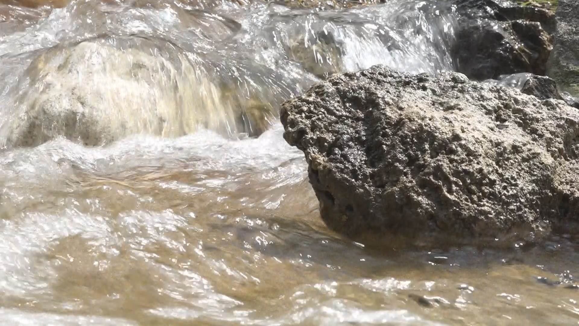 selo sopotnica sopocani slapovi planina reka izvor jadovnik turizam u srbiji turisti vodopad