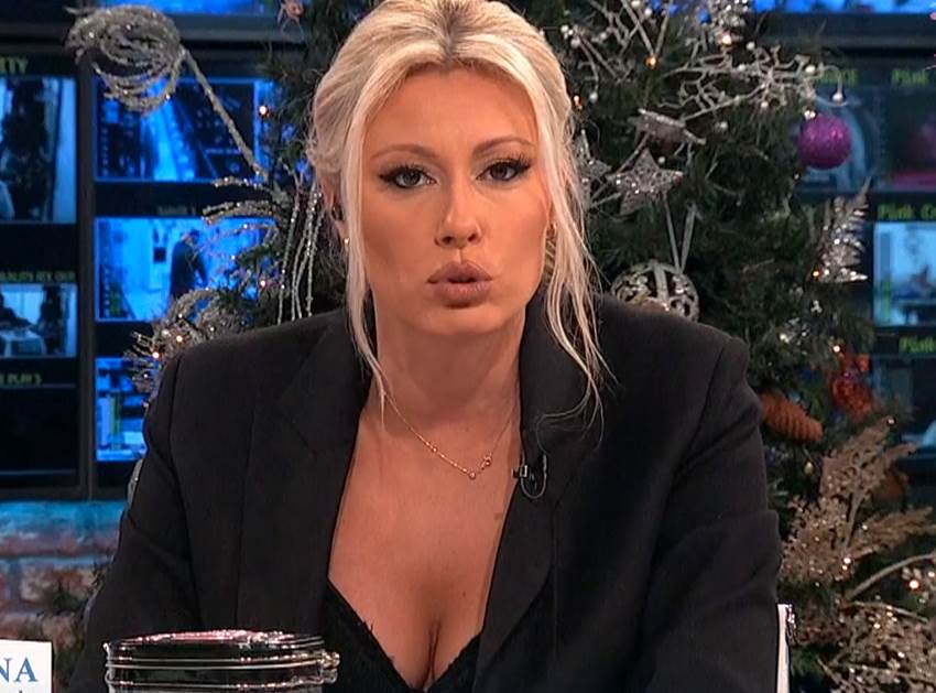 novo jutro dajana paunovic dekolte pink foto