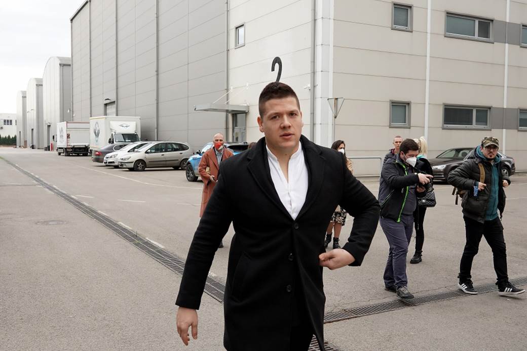 sloba radanovic automobil dzip skupocena kola