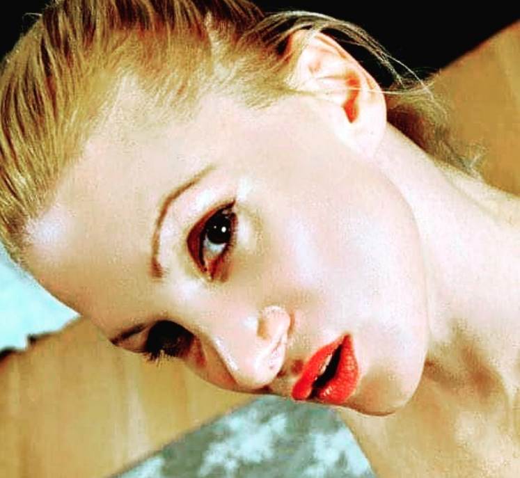 dina prelevic cerka dusana prelevica preleta gola slikanje plejboj instagram foto