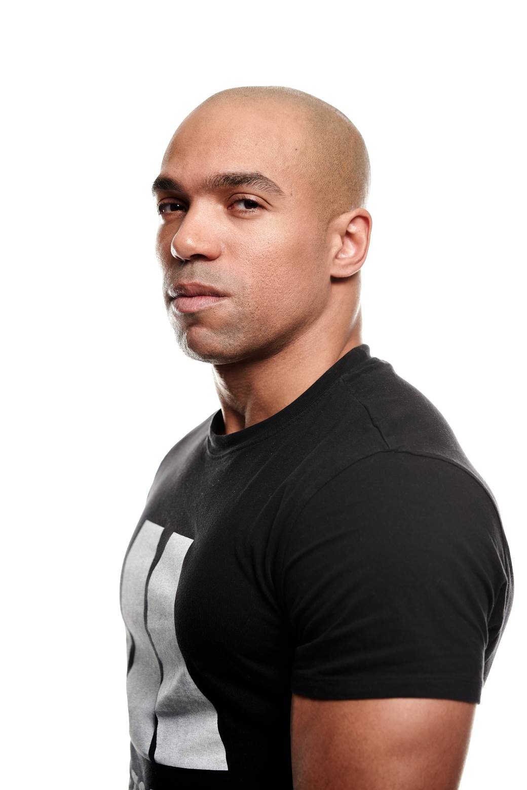 americki glumac pevac umetnik adam davenport selidba beograd stranci zivotu u srbiji