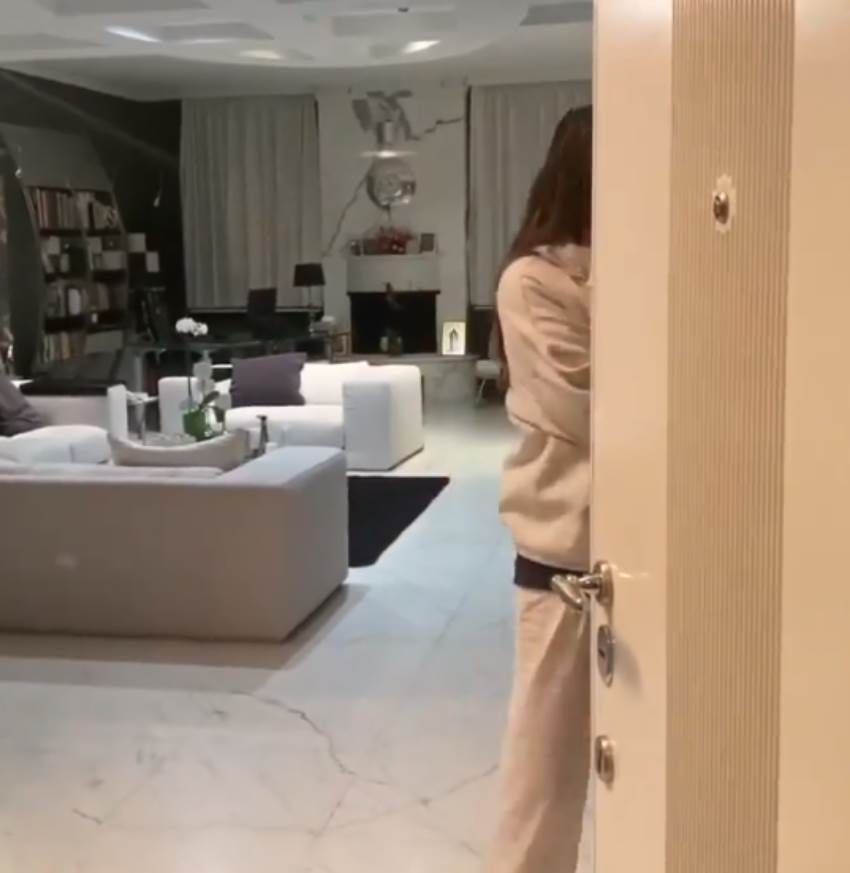 Koju školu je završio Željko Mitrović?