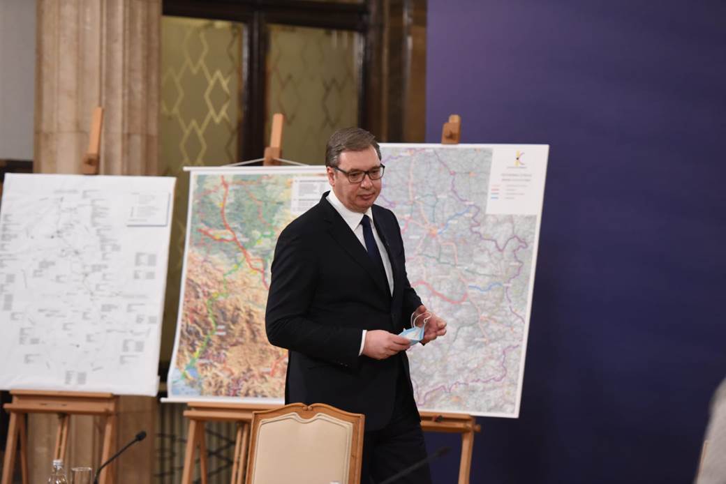 predsednik srbije aleksandar vucic godisnja konferencija za medije