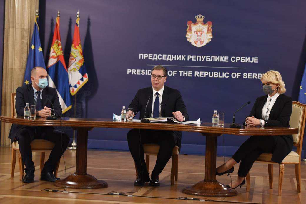 predsednik srbije aleksandar vucic godisnja konferencija za medije