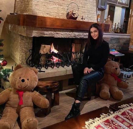 Aleksandra Bursać nakon smrti oca živela sa majkom u sigurnoj kući