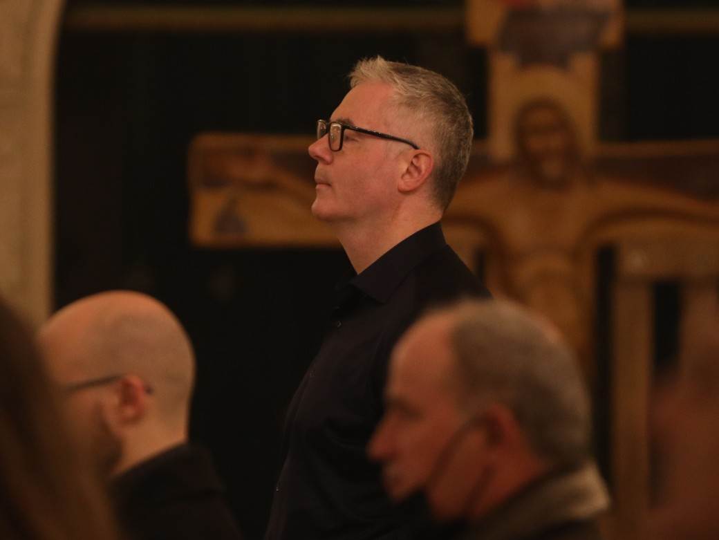 patrijarh irinej 40 dana liturgija hram svetog save aleksandar vucic fotografije