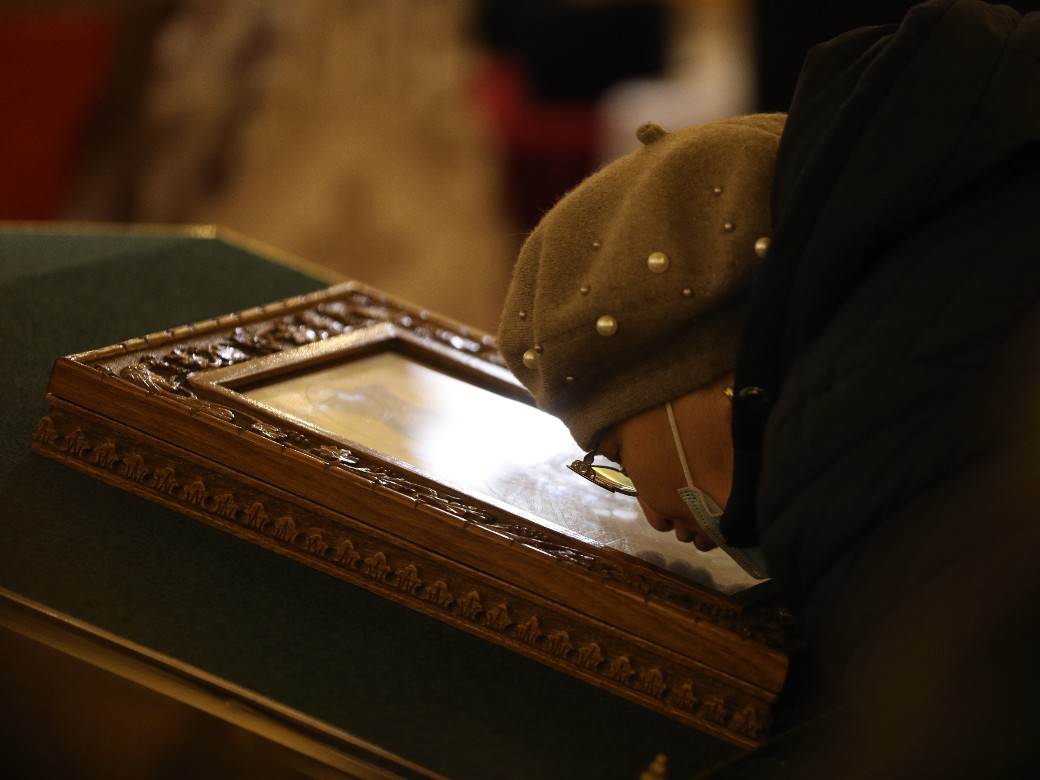 patrijarh irinej 40 dana liturgija hram svetog save aleksandar vucic fotografije