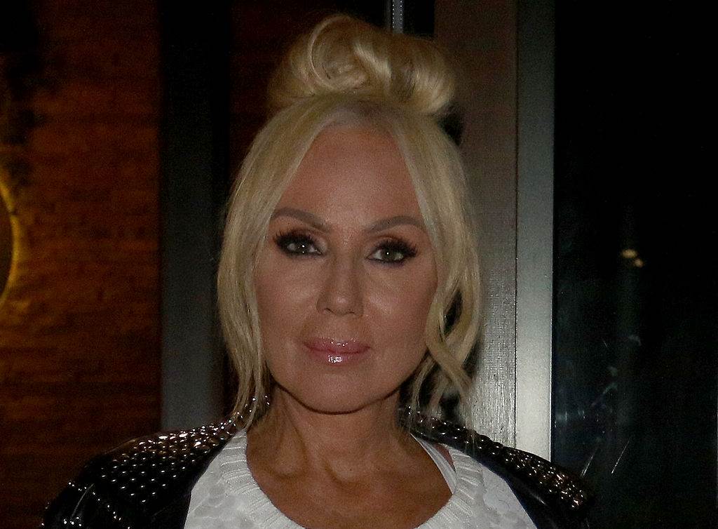 lepa brena sestra faketa foto