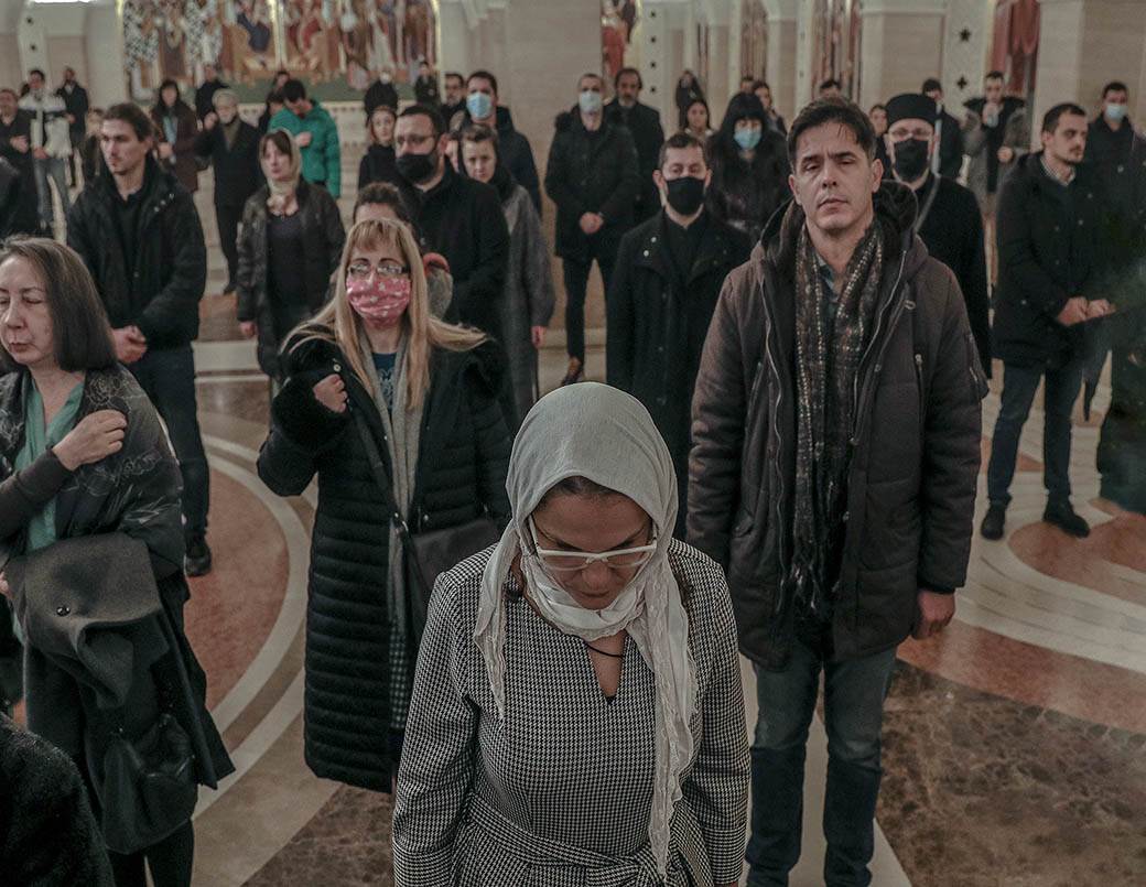 patrijarh irinej 40 dana liturgija hram svetog save aleksandar vucic fotografije