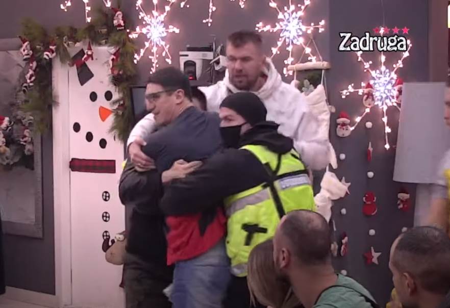 zadruga najnovije vesti kristijan golubovic i tara simov tuca u zadruzi kazna