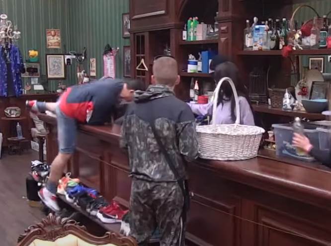 zadruga najnovije vesti kristijan golubovic i tara simov tuca u zadruzi kazna