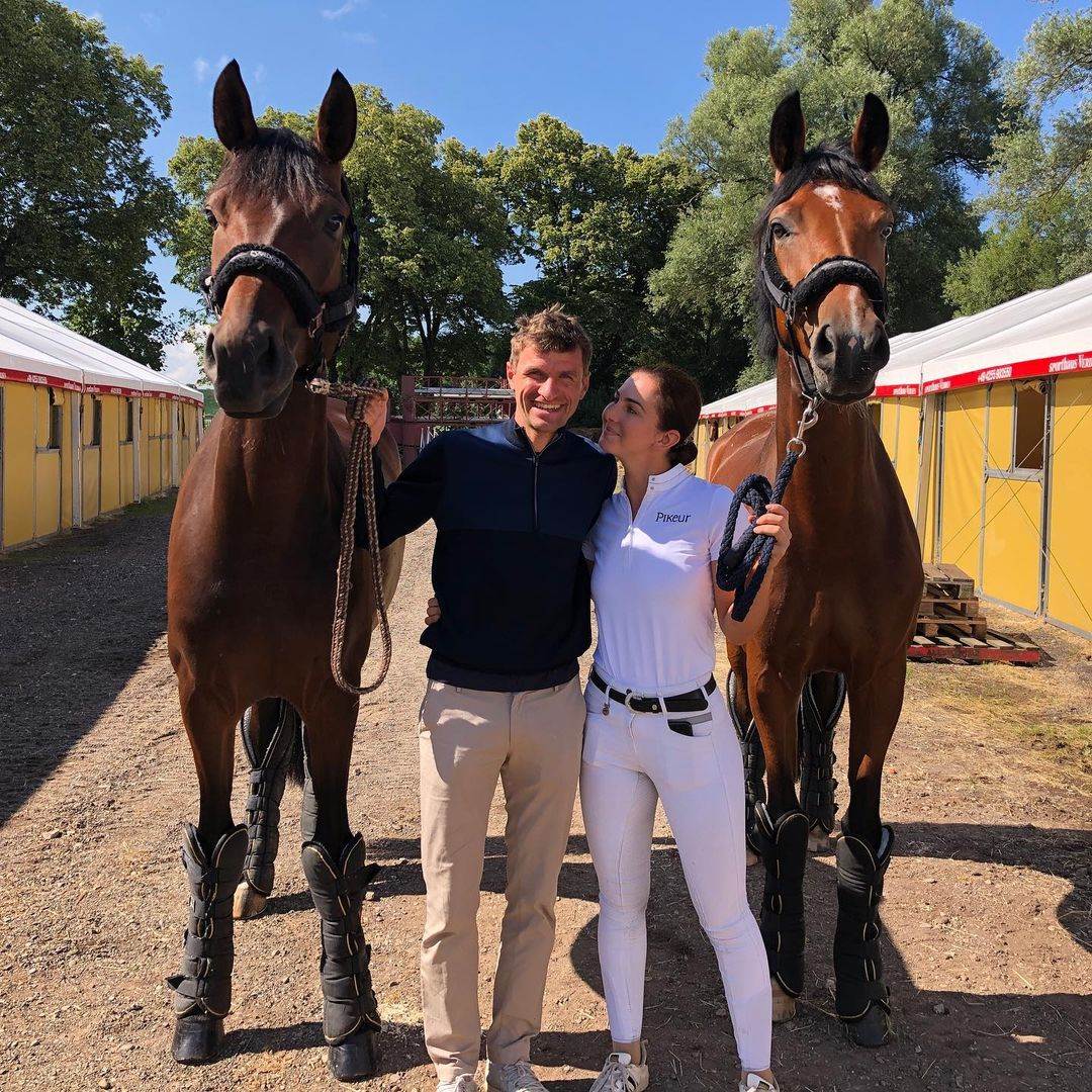 Tomas Miler zlostavlja konje zbog sperme