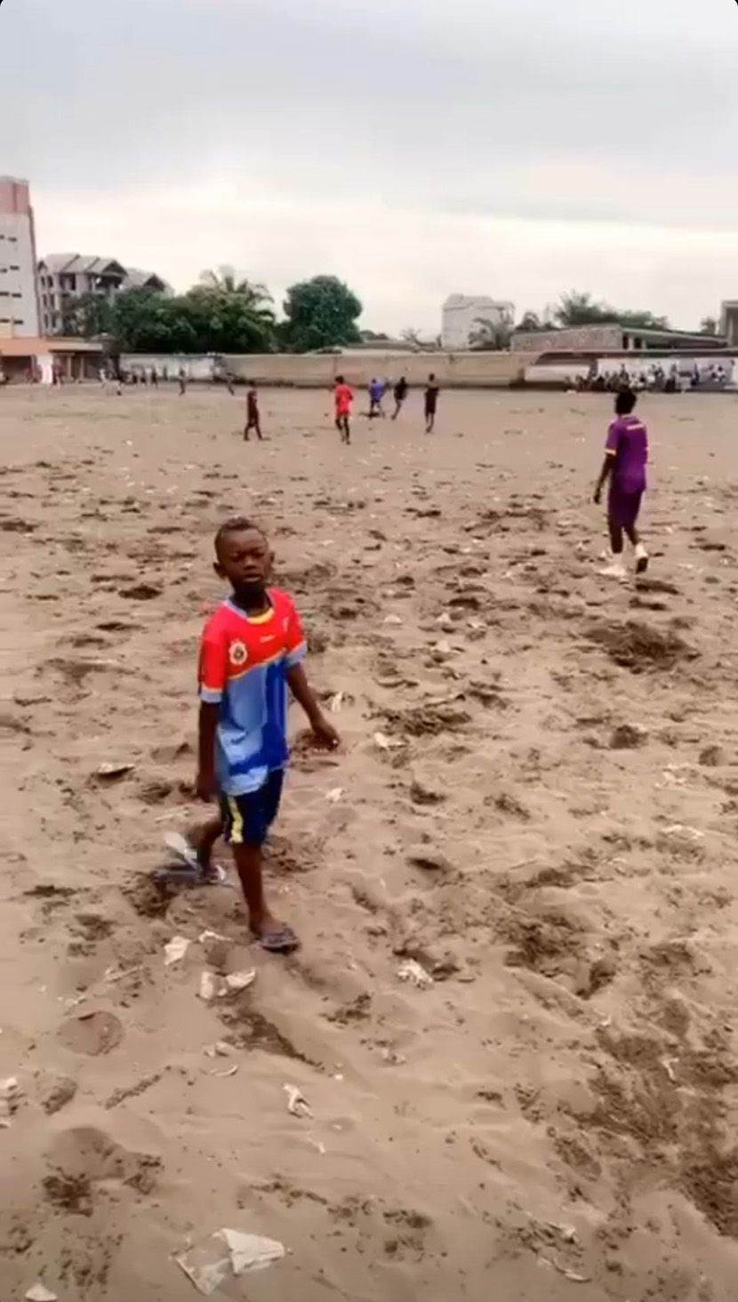 gelor kanga ulicni fudbal gabon blato navijaci dresovi zvezde crvena zvezda