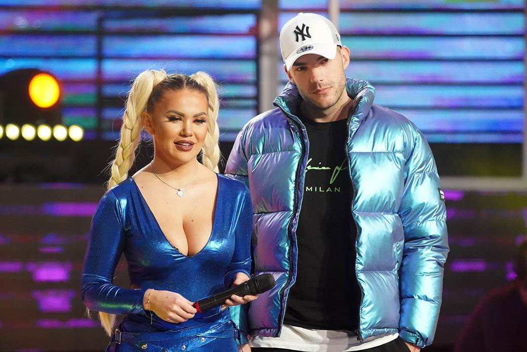 Sanja Stanković uradila test na trudnoću u Zadruzi