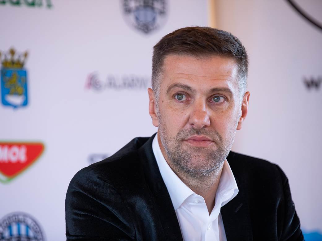 Mladen Krstajić: Proizvodnja rakije u destileriji Hubert 1924