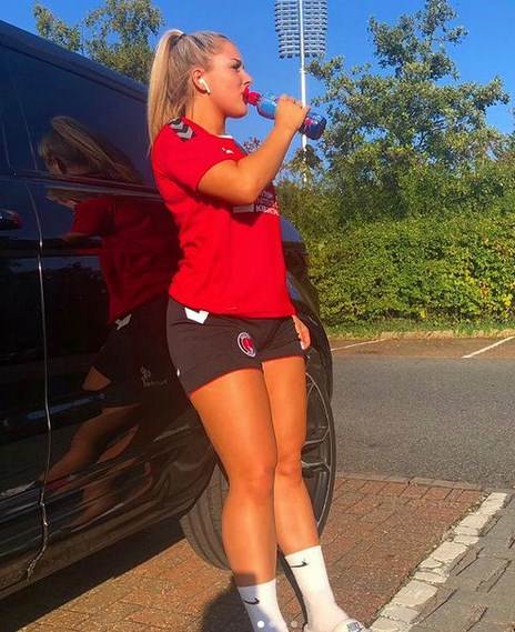 medlin rajt golisavi snimci fudbalerka