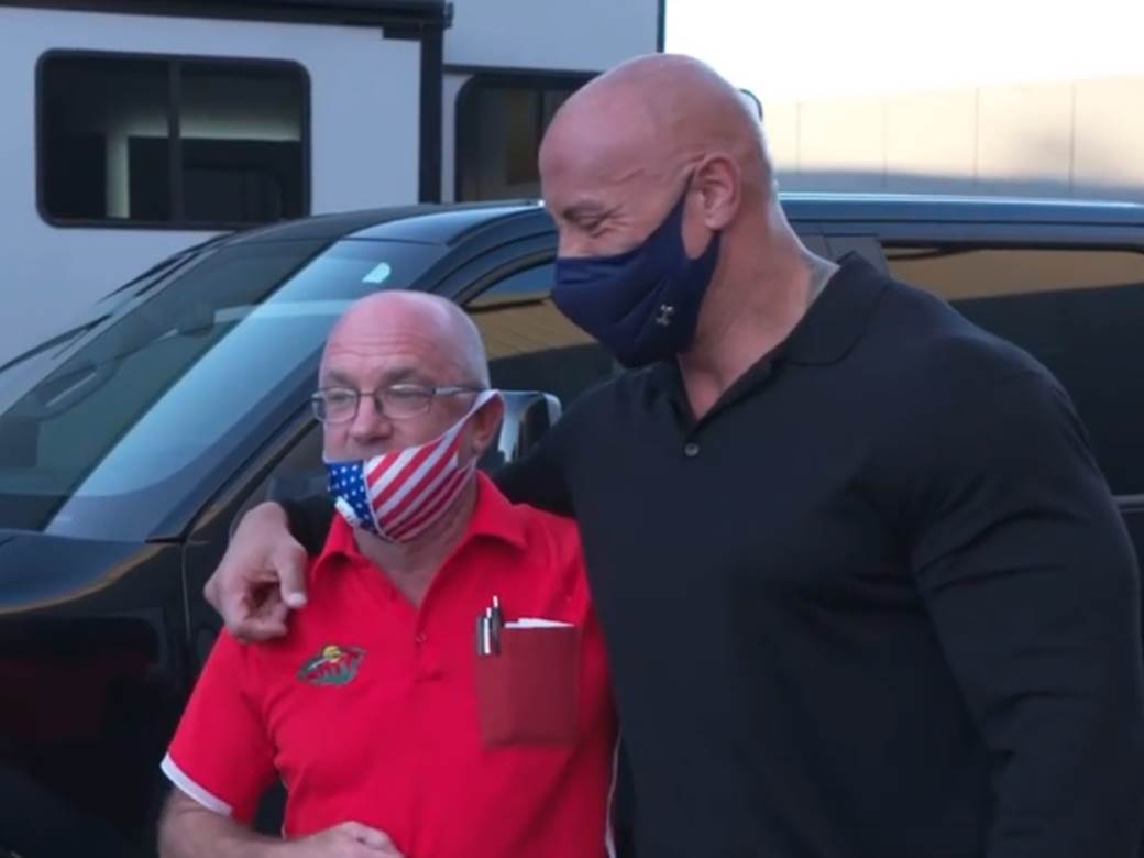 Dvejn Džonson želi da bude novi Džejms Bond