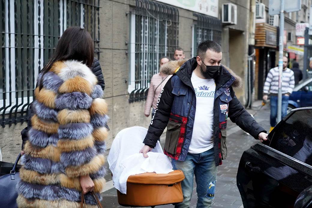 Poznate žene koje su se porodile u 2021.