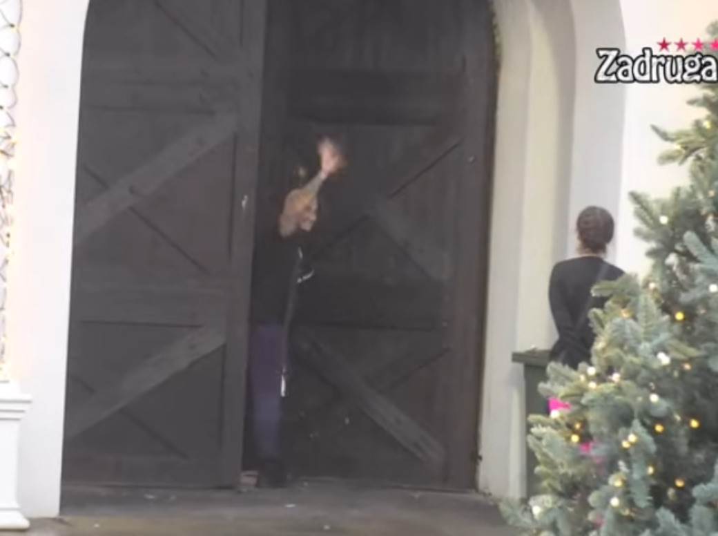 vuk mob napustio zadrugu video