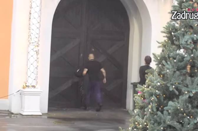 vuk mob napustio zadrugu video