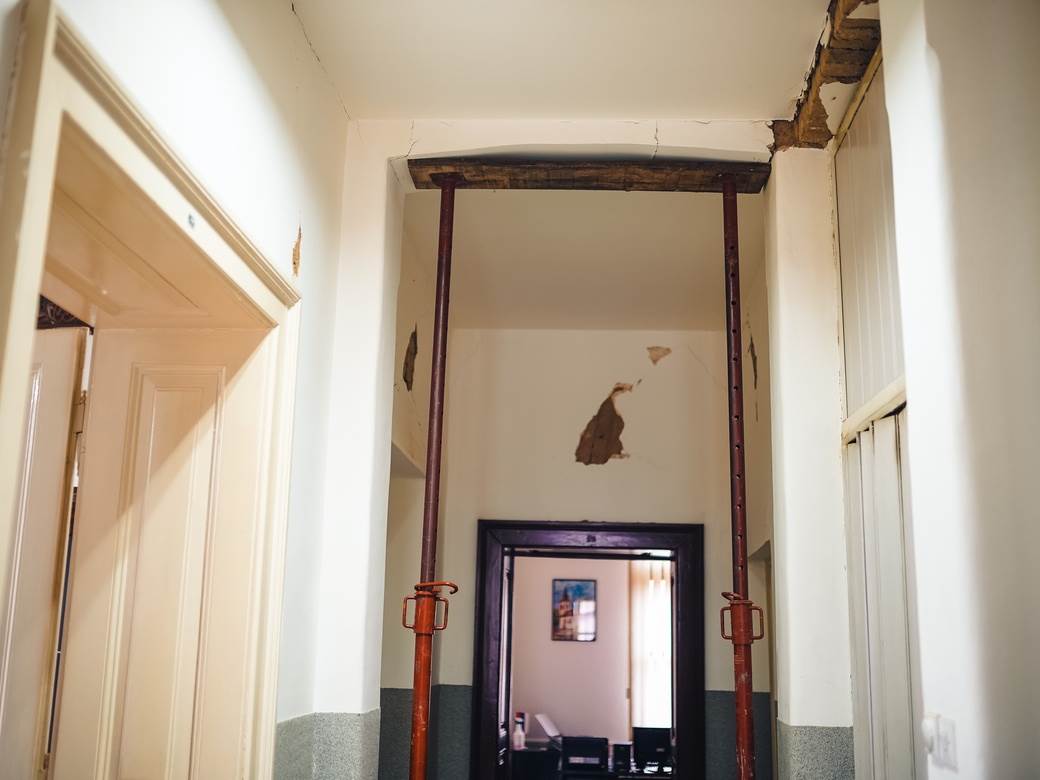 zemljotres hrvatska petrinja kostajnica bih apel pomoc steta unistene kuce