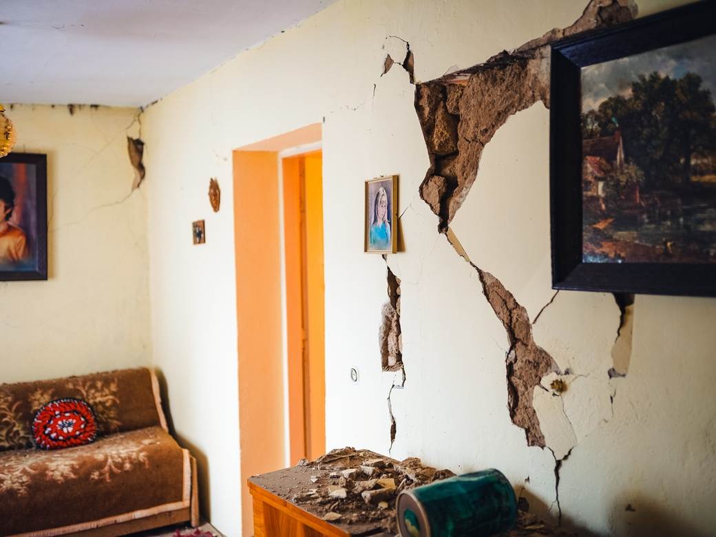 zemljotres hrvatska petrinja kostajnica bih apel pomoc steta unistene kuce