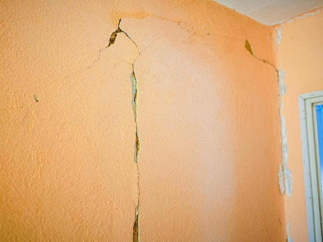 zemljotres hrvatska petrinja kostajnica bih apel pomoc steta unistene kuce