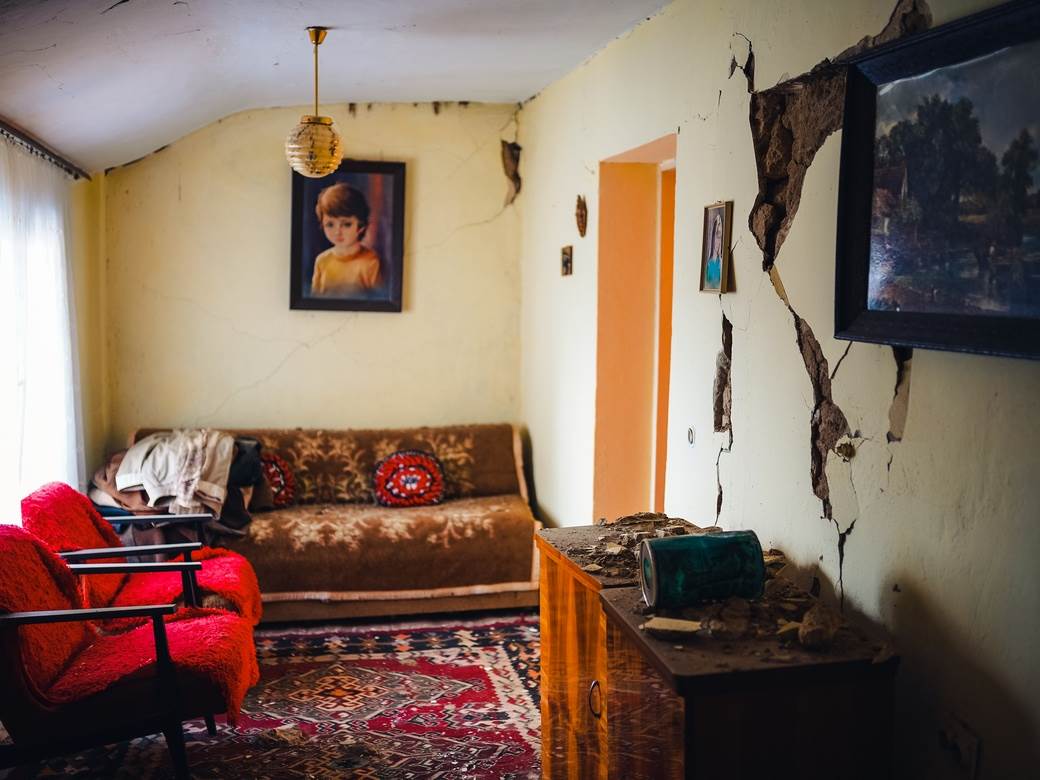 zemljotres hrvatska petrinja kostajnica bih apel pomoc steta unistene kuce