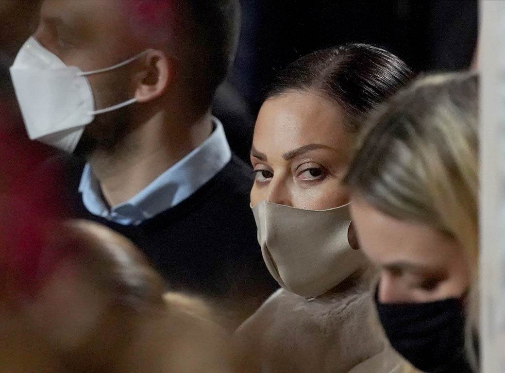 bozic obicaji ponocna liturgija hram svetog save ceca raznatovic vernivi fotografije