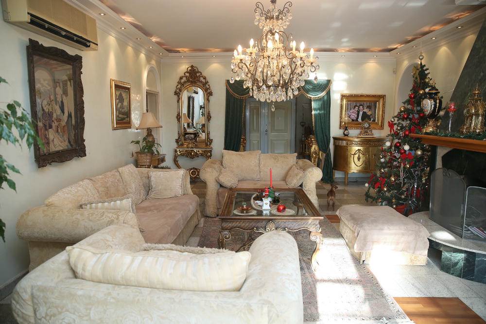 Mirko Šijan razvozi piliće po Titelu