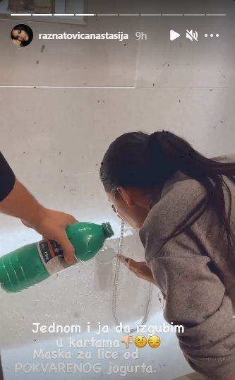 anastasija raznatovic lice igra opklada 