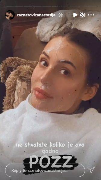 anastasija raznatovic lice igra opklada 