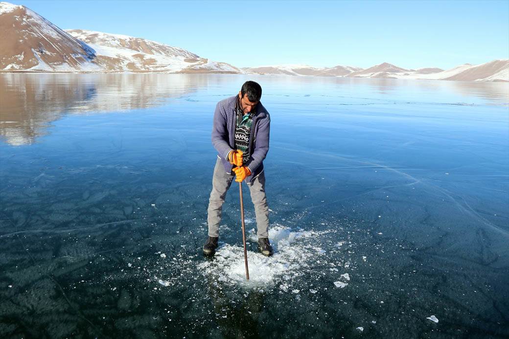 turska jezero balik zaledjeno turisticka atrakcija fotografije