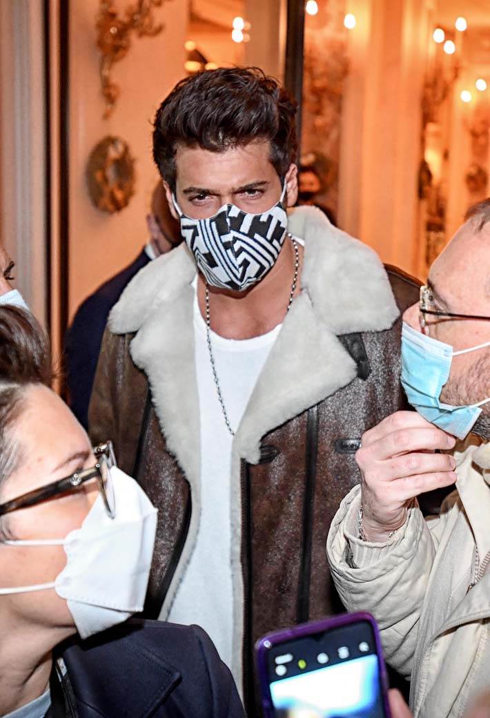 dzan jaman can yaman turski glumac sanjalica lepotan zavodnik veza ljubavni zivot