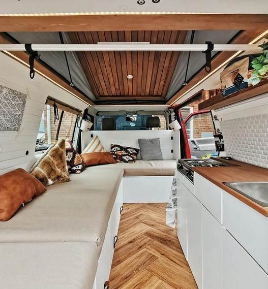 od kombija napravili kucu uradi sam renoviranje