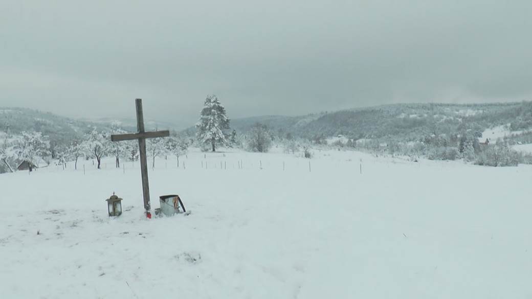 nova varos sjeniste dvoriste kuce ostaci velika srpska bogomolja hram cetiri sestre obnova foto