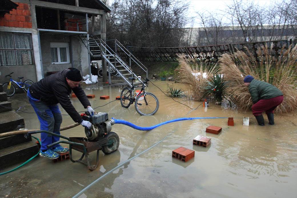 srbija 2021 poplava trstenik zapadna morava reka splav potopljen ispovest svedoci