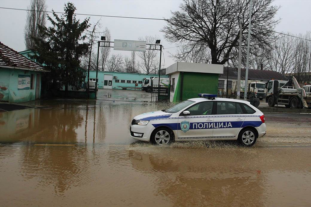 srbija 2021 poplava trstenik zapadna morava reka splav potopljen ispovest svedoci