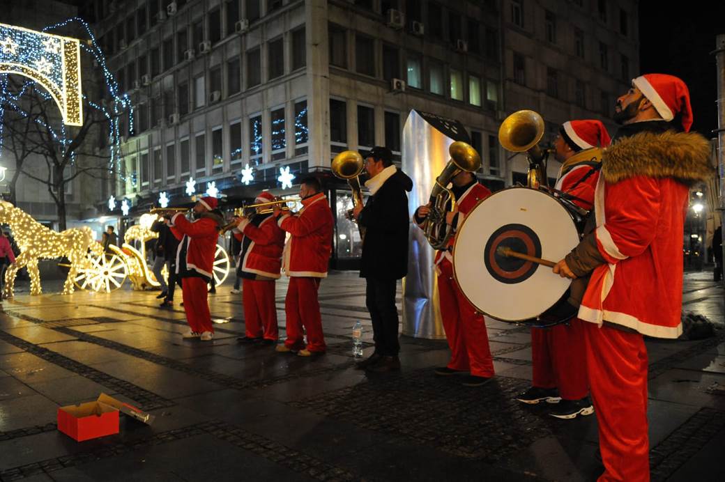 pravoslavna nova godina 2021 trubaci beograd docek trg republike fotograifje