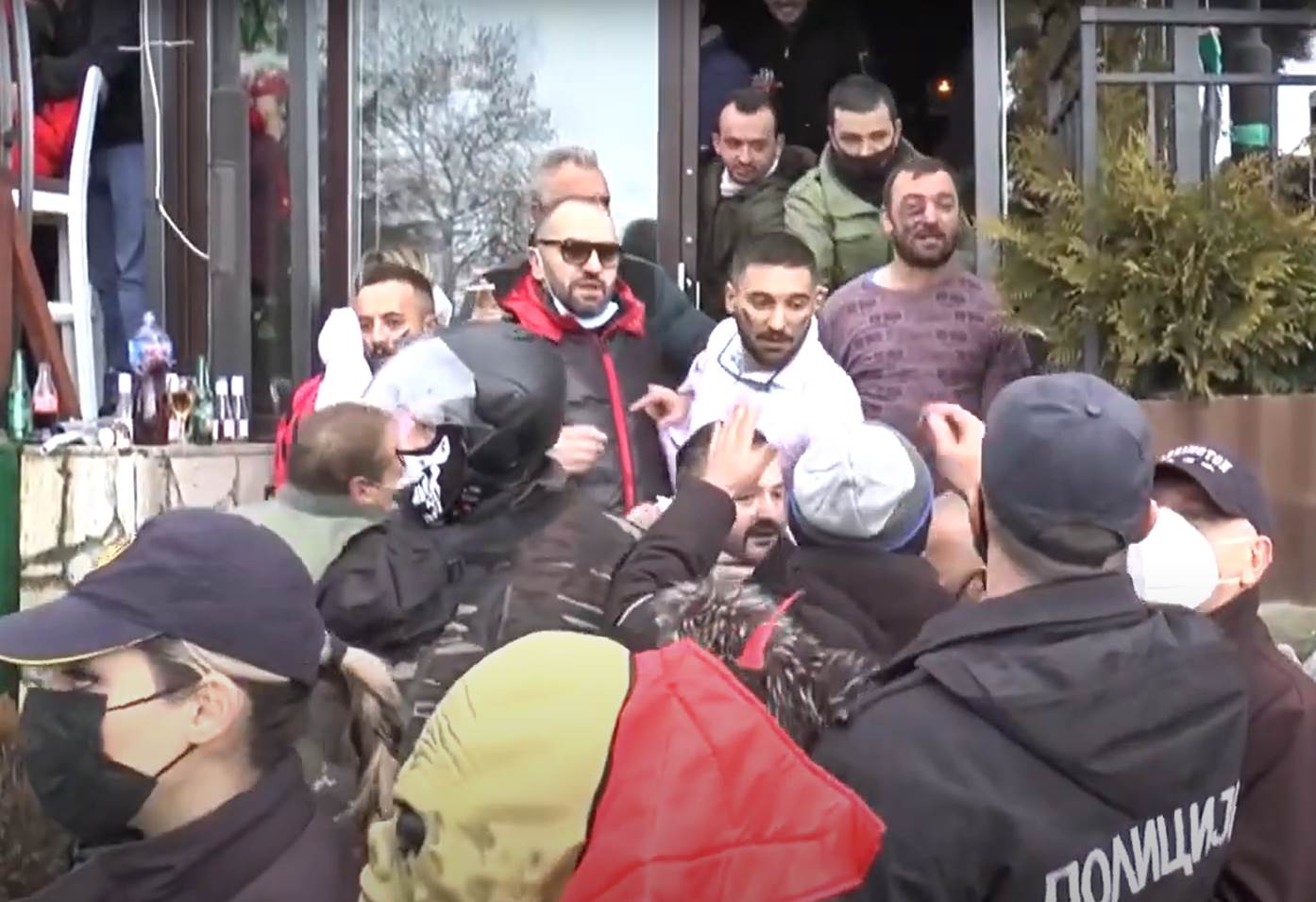severna makedonija karneval korona virus mere policija marice rasturili zabavu hapsenje foto video