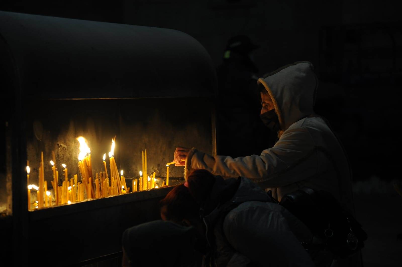 srpska nova godina docek vatomet bakljada hram svetog save fotografije